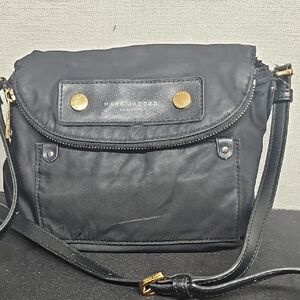 MARC JACOBS PREPPY NYLON NATASHA CROSSBODY BFPM-02-159